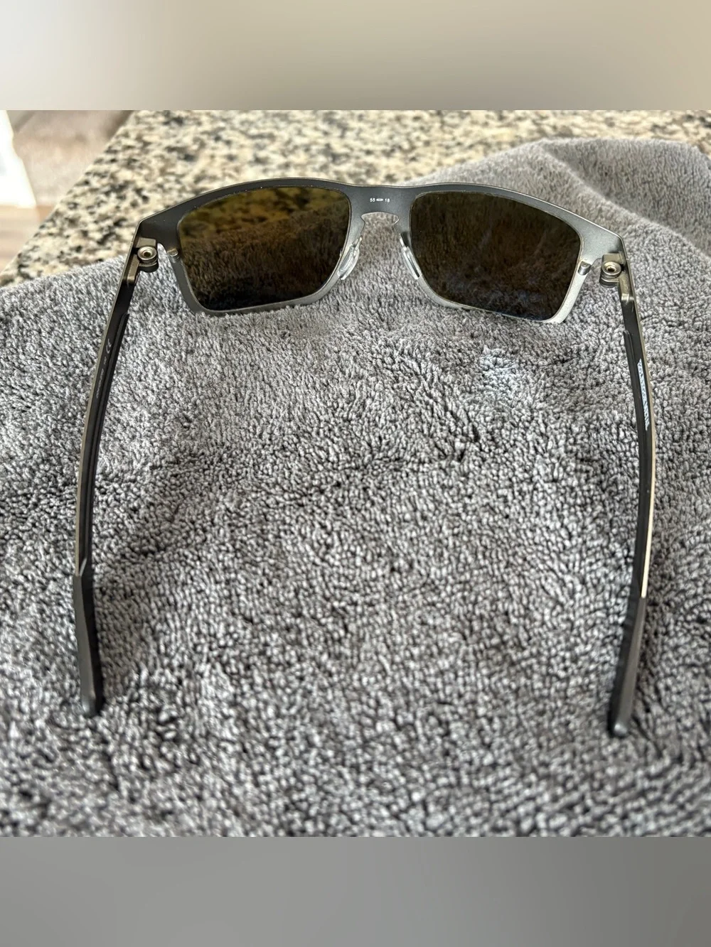 Men's Oakley Blue Mirrored Sunglasses